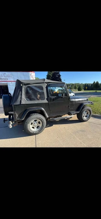 1987 Jeep YJ Wrangler - Image 6 of 6