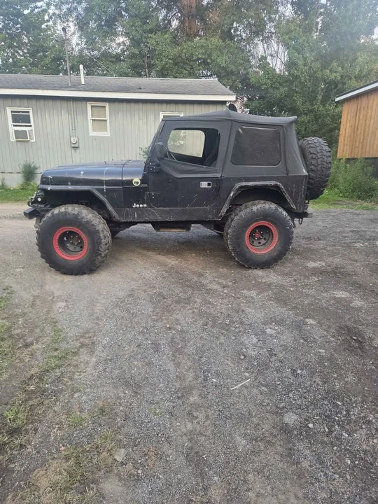 1987 Jeep YJ Wrangler - Image 6 of 13
