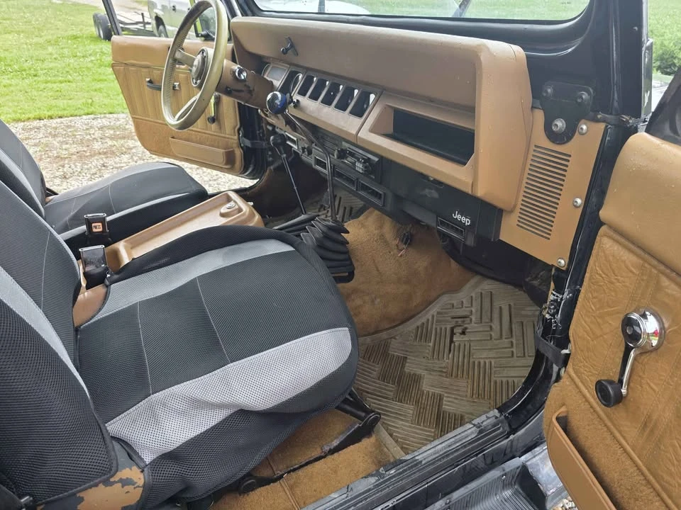 1987 Jeep YJ Wrangler - Image 4 of 7