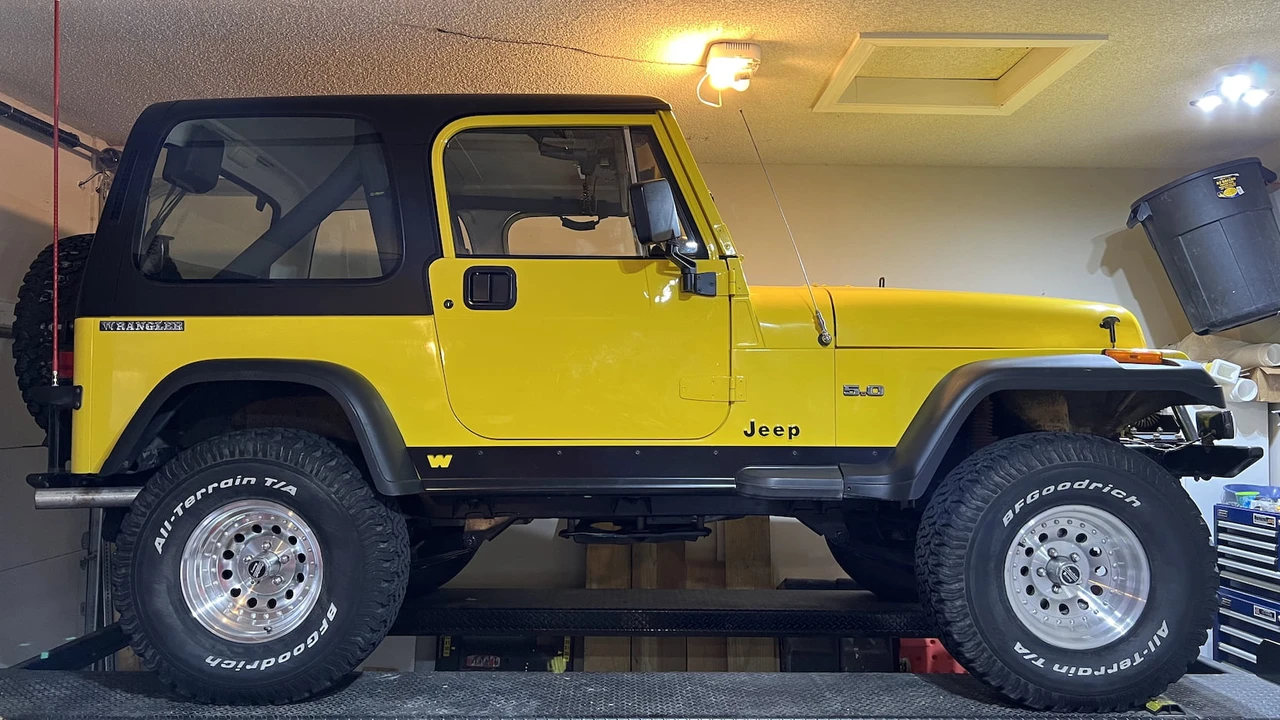 1987 Jeep YJ Wrangler - Image 2 of 27