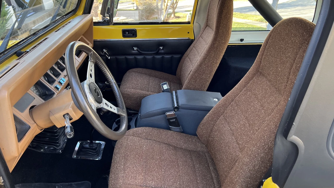 1987 Jeep YJ Wrangler - Image 4 of 27