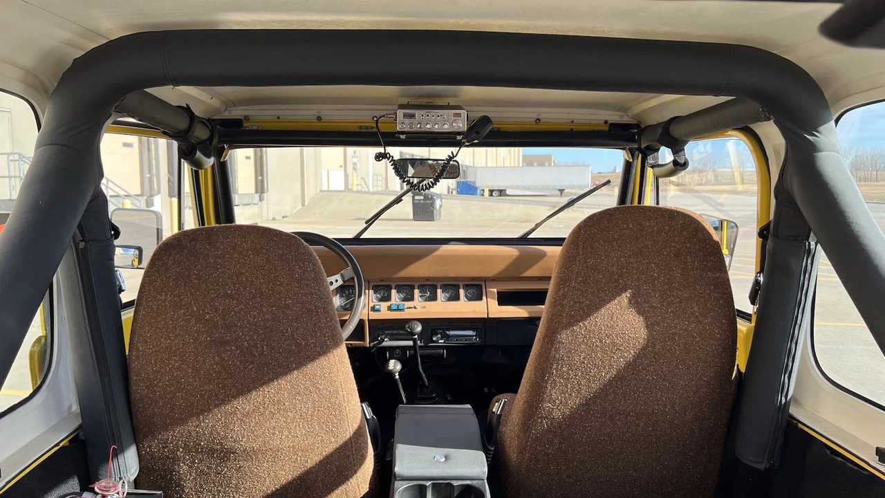 1987 Jeep YJ Wrangler - Image 6 of 27
