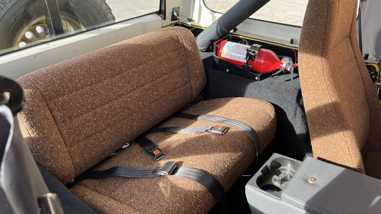 1987 Jeep YJ Wrangler - Image 7 of 27
