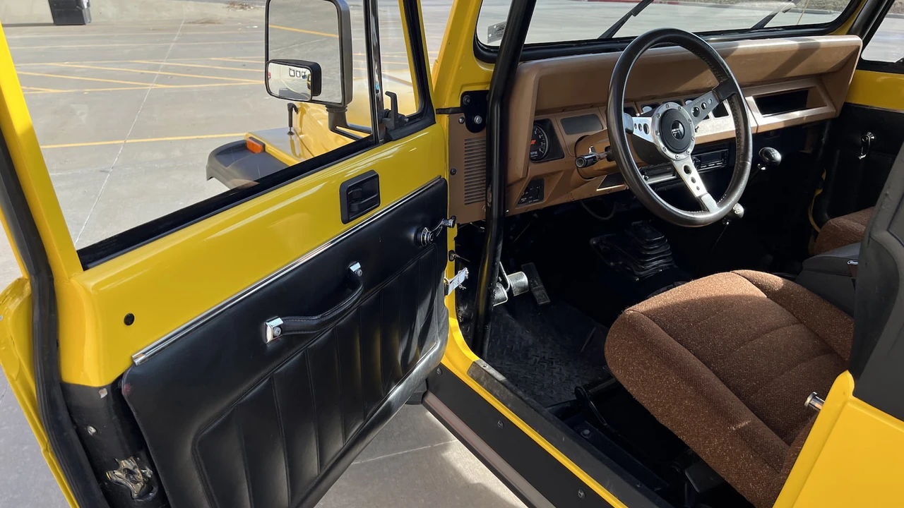 1987 Jeep YJ Wrangler - Image 10 of 27