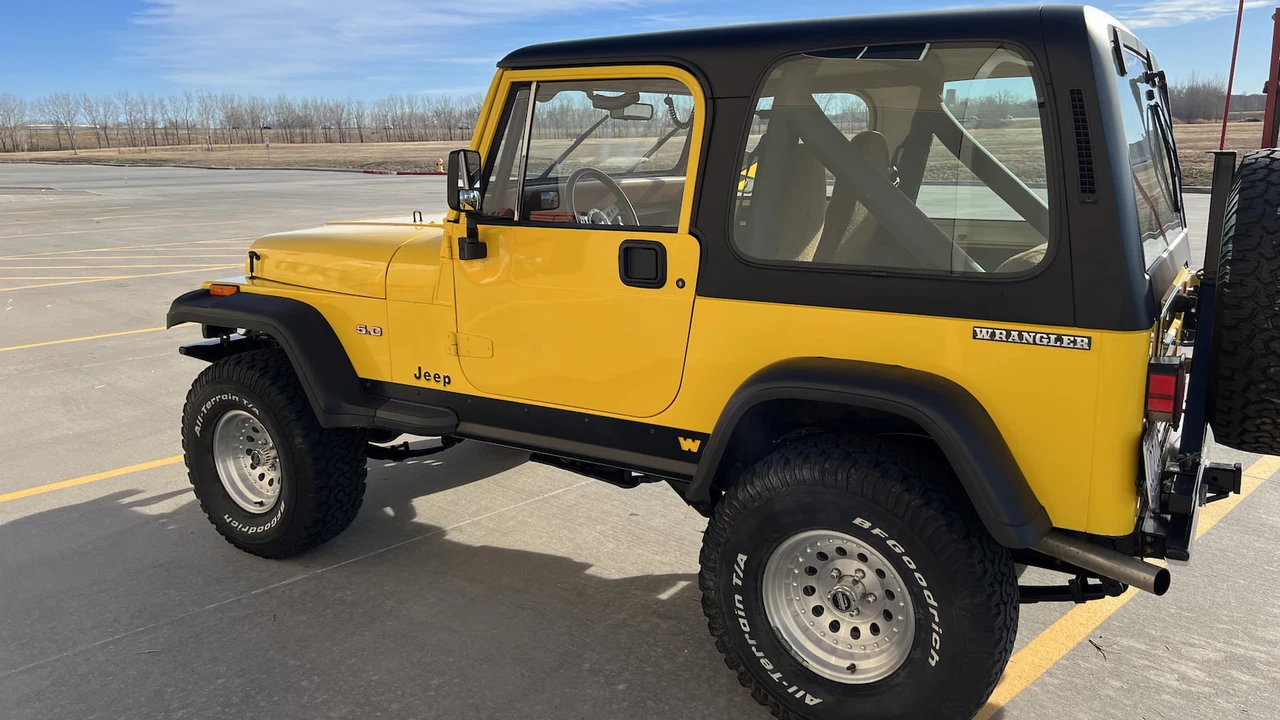 1987 Jeep YJ Wrangler - Image 21 of 27