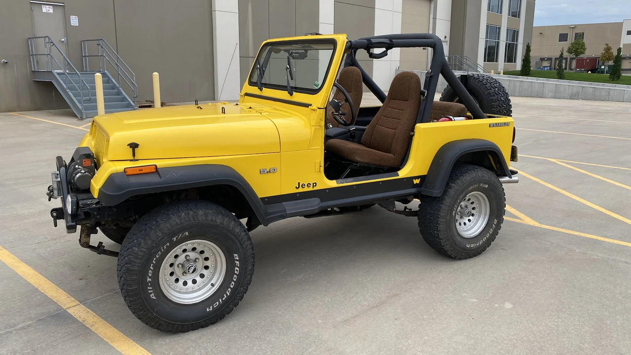 1987 Jeep YJ Wrangler - Image 25 of 27