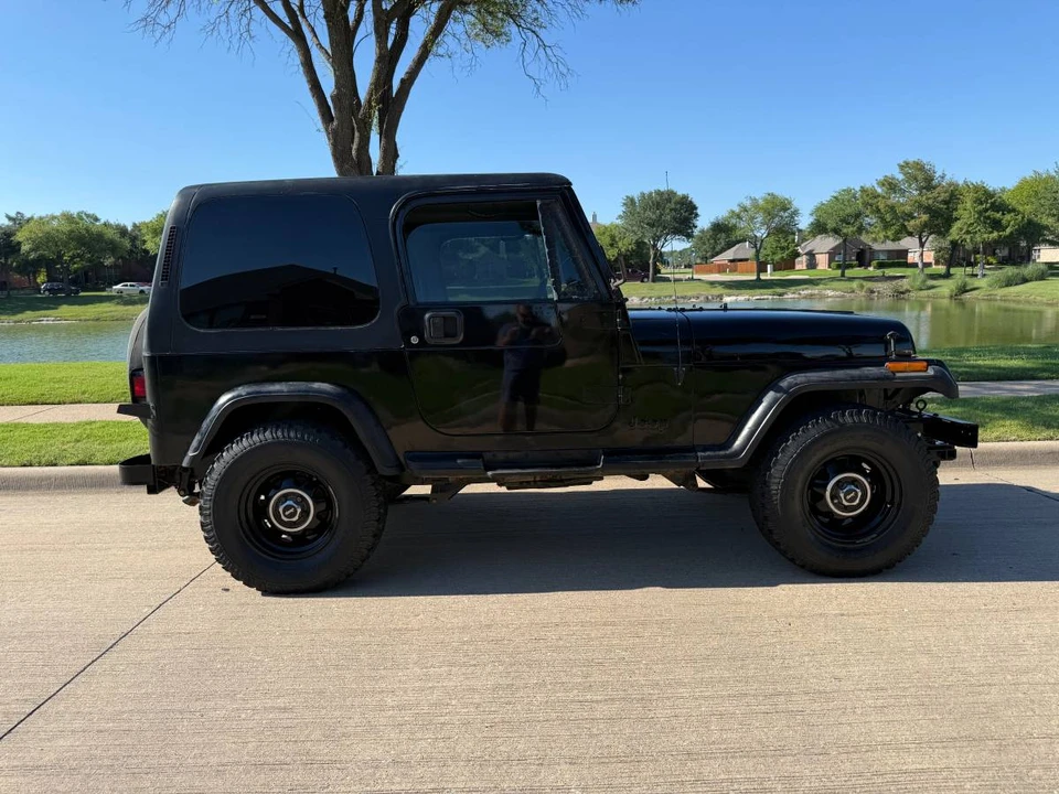 1987 Jeep YJ Wrangler - Image 2 of 12