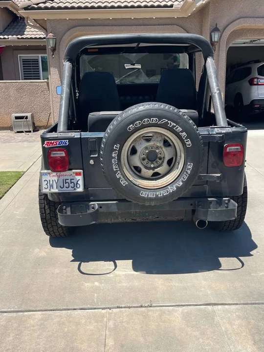 1987 Jeep YJ Wrangler - Image 5 of 24