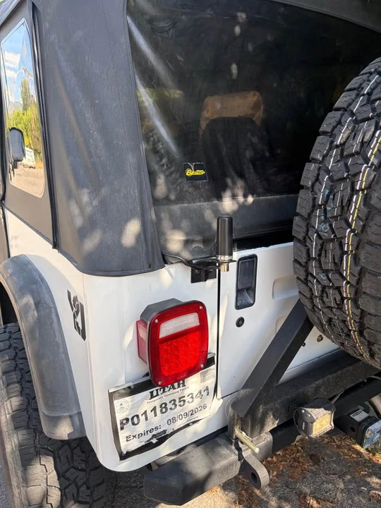 1987 Jeep YJ Wrangler - Image 8 of 8