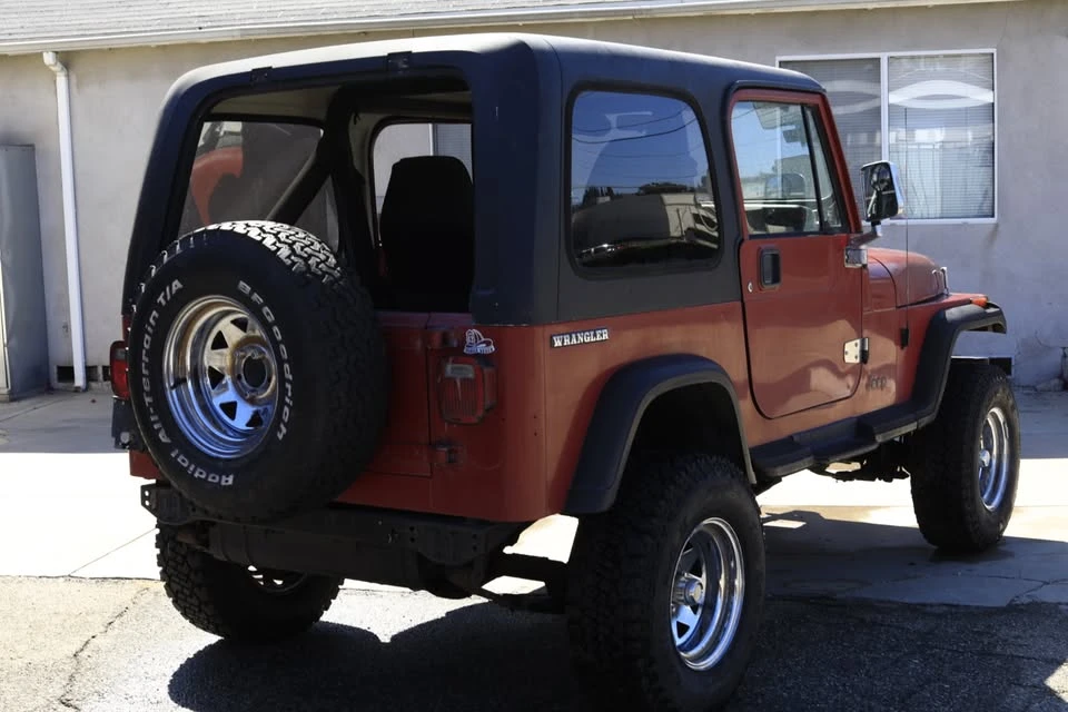 1987 Jeep YJ Wrangler - Image 2 of 2