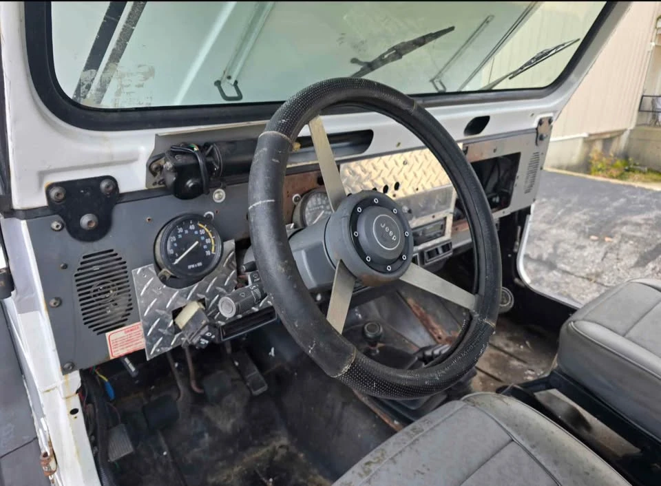 1987 Jeep YJ Wrangler - Image 16 of 19