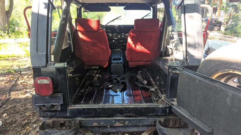 1987 Jeep YJ Wrangler - Image 6 of 20