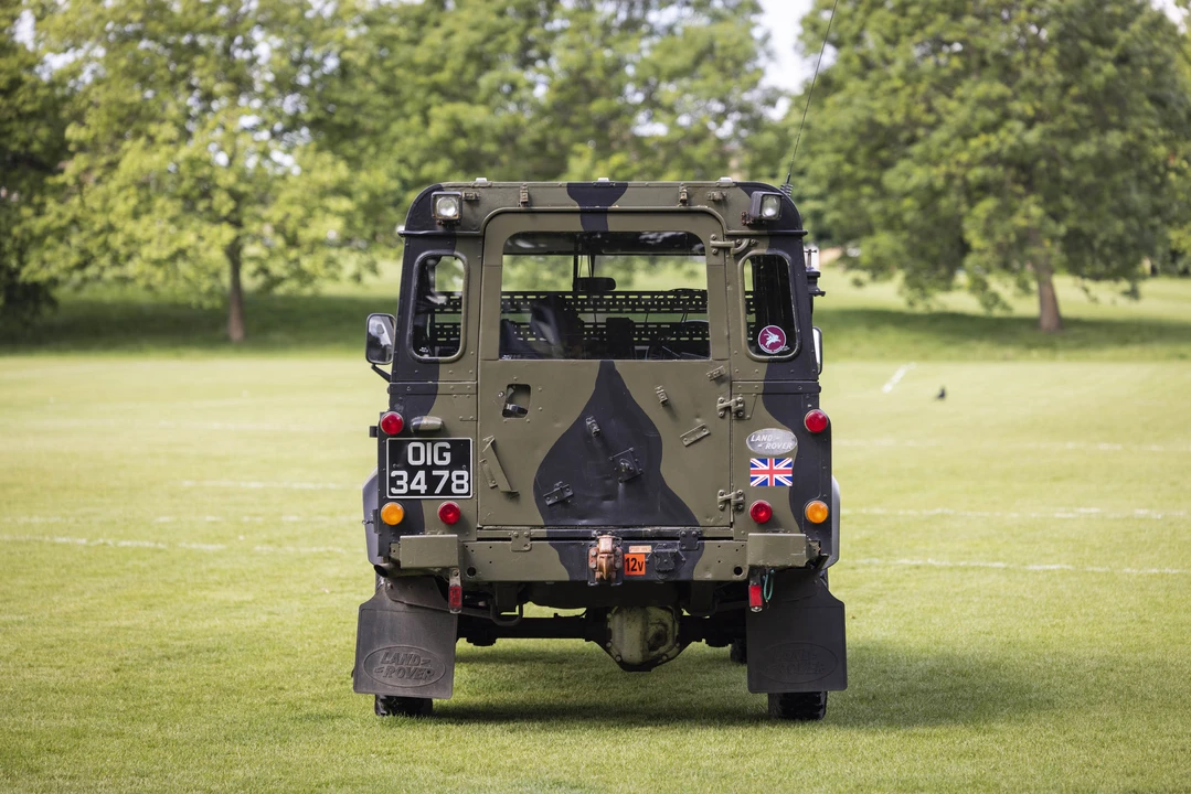 1987 Land Rover Defender 110 - Image 7 of 31