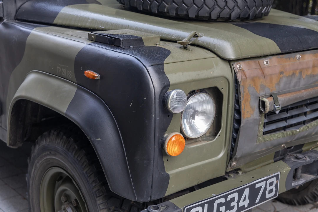 1987 Land Rover Defender 110 - Image 25 of 31