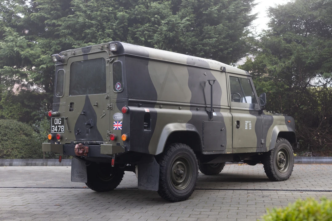 1987 Land Rover Defender 110 - Image 15 of 31