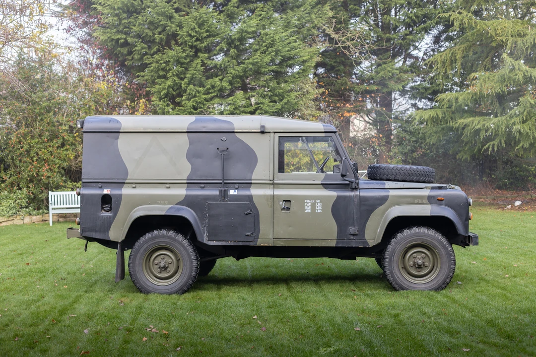 1987 Land Rover Defender 110 - Image 9 of 31