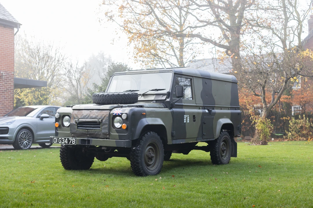 1987 Land Rover Defender 110 - Image 4 of 31