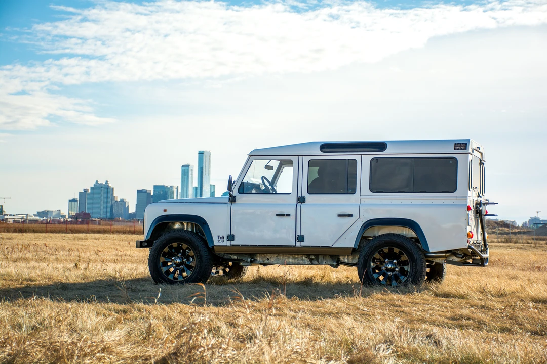 1987 Land Rover Defender 110 - Image 4 of 16