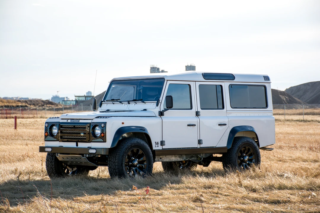 1987 Land Rover Defender 110 - Image 8 of 16