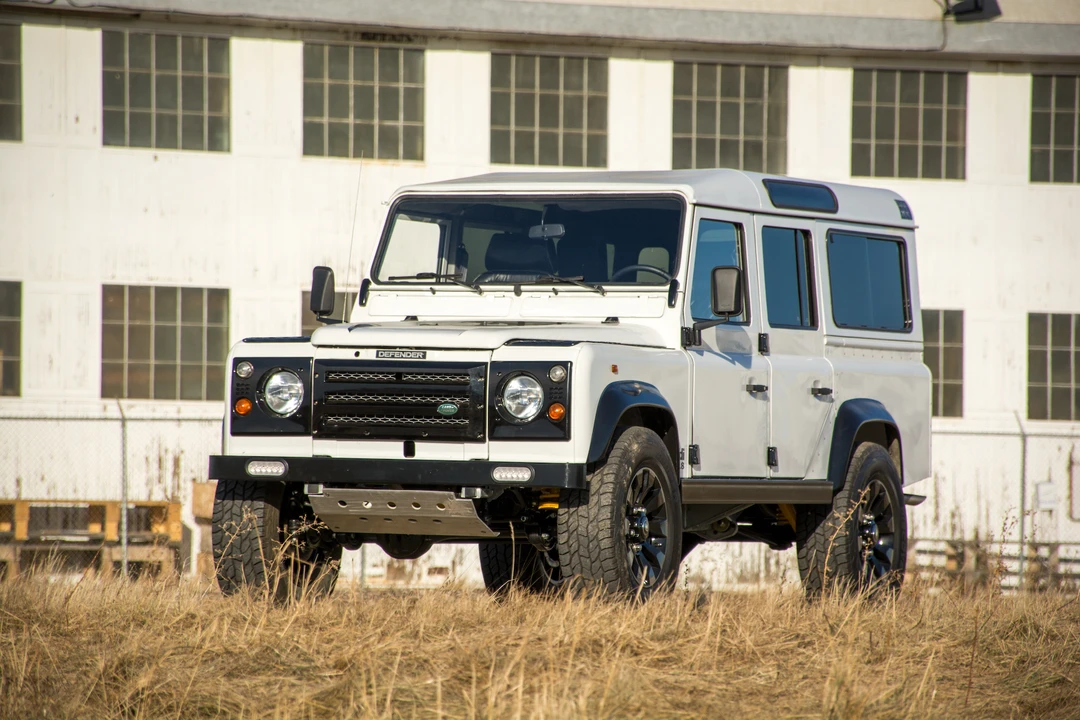 1987 Land Rover Defender 110 - Image 3 of 16