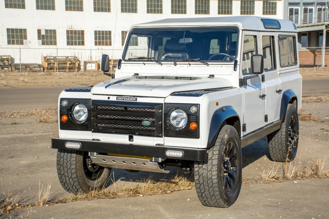 1987 Land Rover Defender 110 - Image 14 of 16