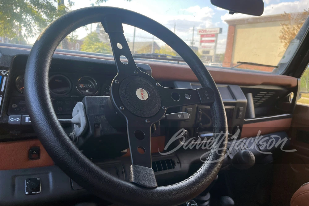 1987 Land Rover Defender 110 - Image 11 of 25
