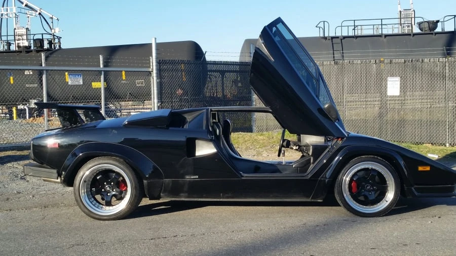 1987 Lamborghini Countach LP5000 Quattrovalvole - Image 11 of 12