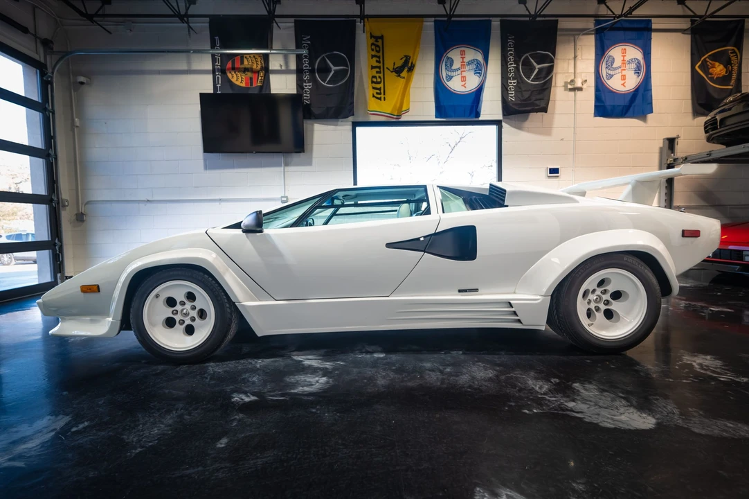 1987 Lamborghini Countach LP5000 Quattrovalvole - Image 13 of 31