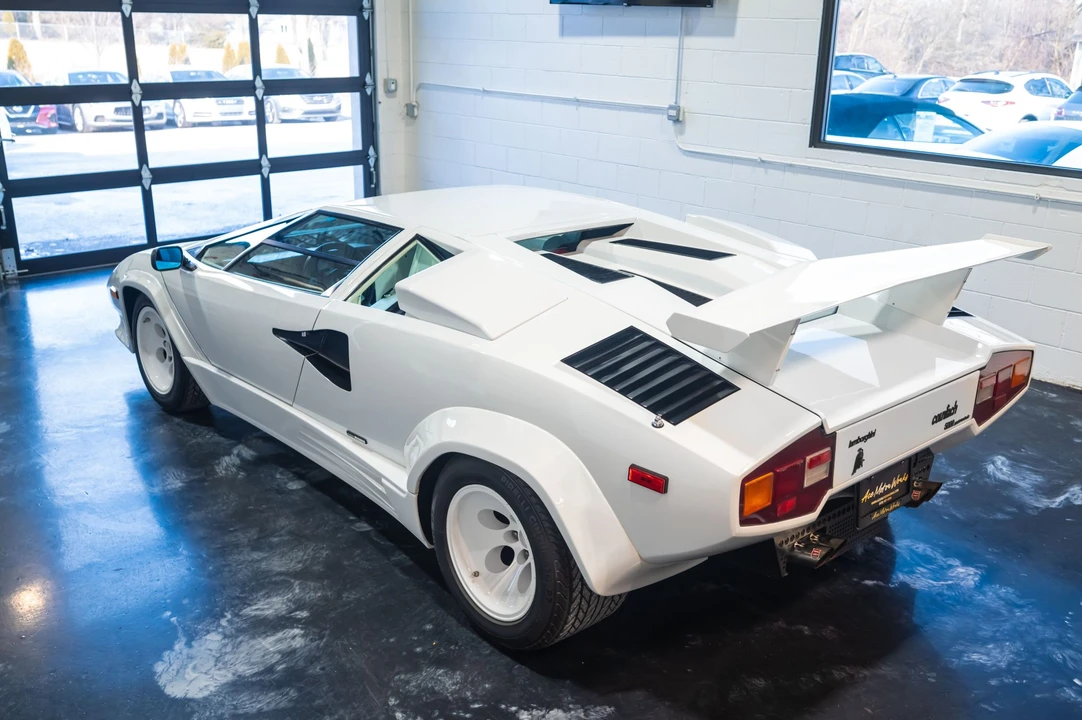1987 Lamborghini Countach LP5000 Quattrovalvole - Image 11 of 31