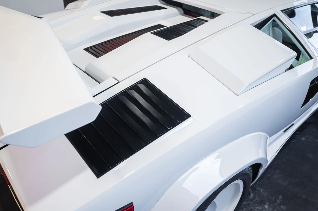 1987 Lamborghini Countach LP5000 Quattrovalvole - Image 29 of 31