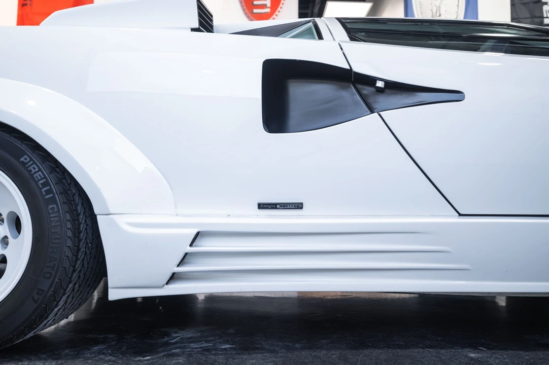1987 Lamborghini Countach LP5000 Quattrovalvole - Image 30 of 31