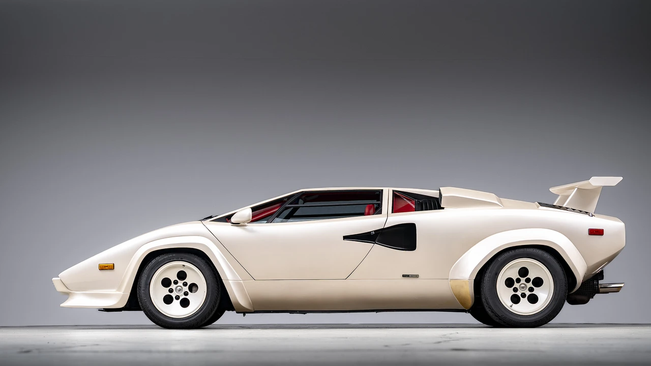 1987 Lamborghini Countach LP5000 Quattrovalvole - Image 17 of 31