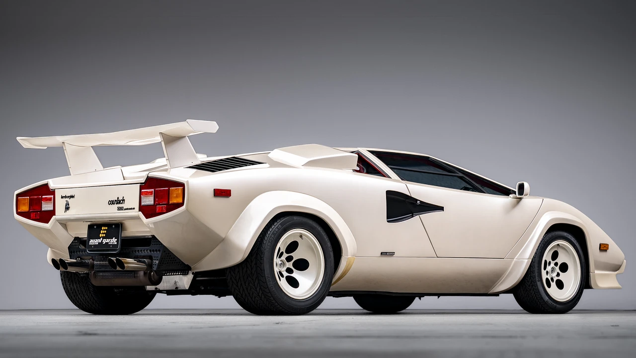 1987 Lamborghini Countach LP5000 Quattrovalvole - Image 18 of 31