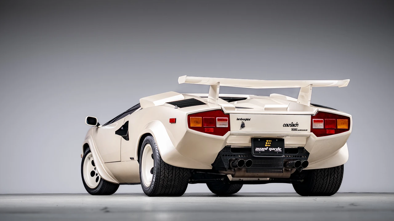 1987 Lamborghini Countach LP5000 Quattrovalvole - Image 23 of 31