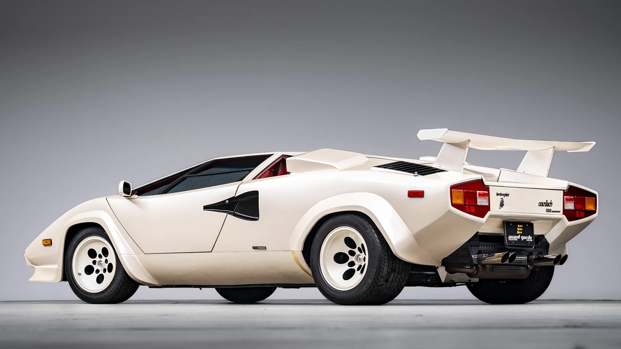 1987 Lamborghini Countach LP5000 Quattrovalvole - Image 24 of 31