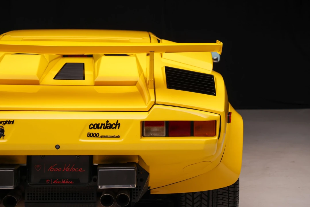 1987 Lamborghini Countach LP5000 Quattrovalvole - Image 24 of 31