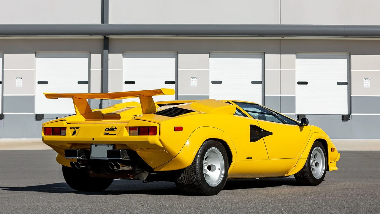 1987 Lamborghini Countach LP5000 Quattrovalvole - Image 30 of 31