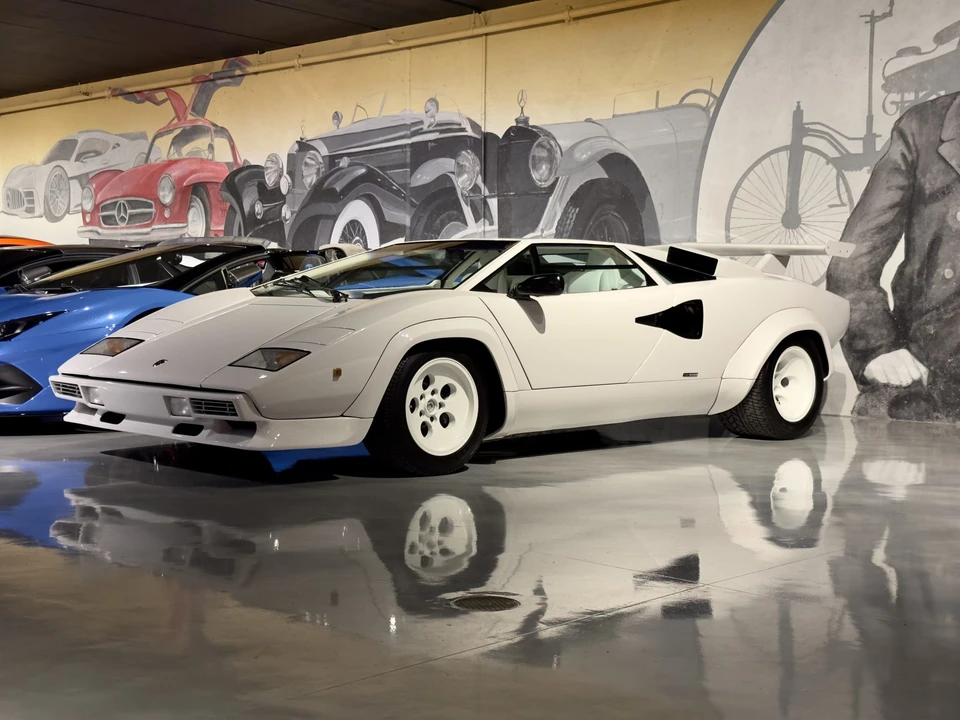 1987 Lamborghini Countach LP5000 Quattrovalvole - Image 22 of 31