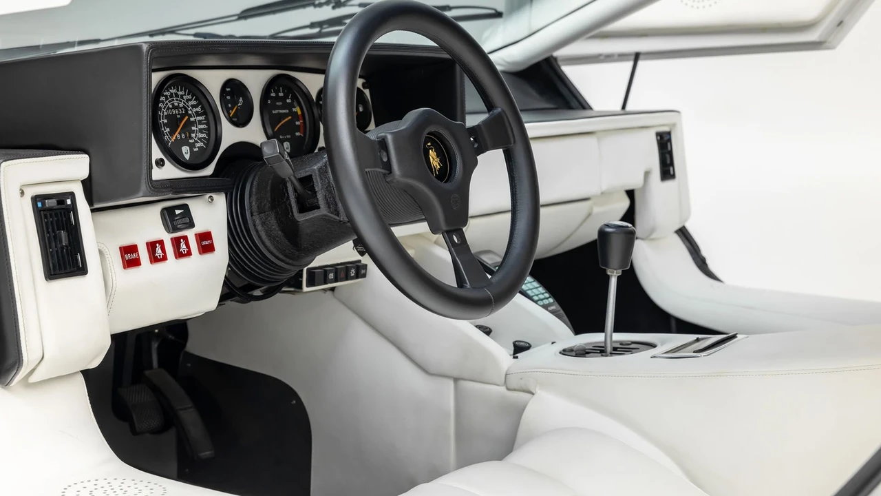 1987 Lamborghini Countach LP5000 Quattrovalvole - Image 3 of 31