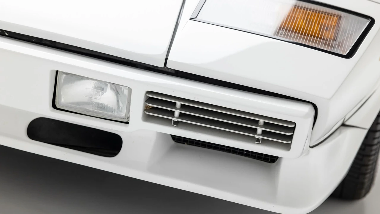 1987 Lamborghini Countach LP5000 Quattrovalvole - Image 30 of 31