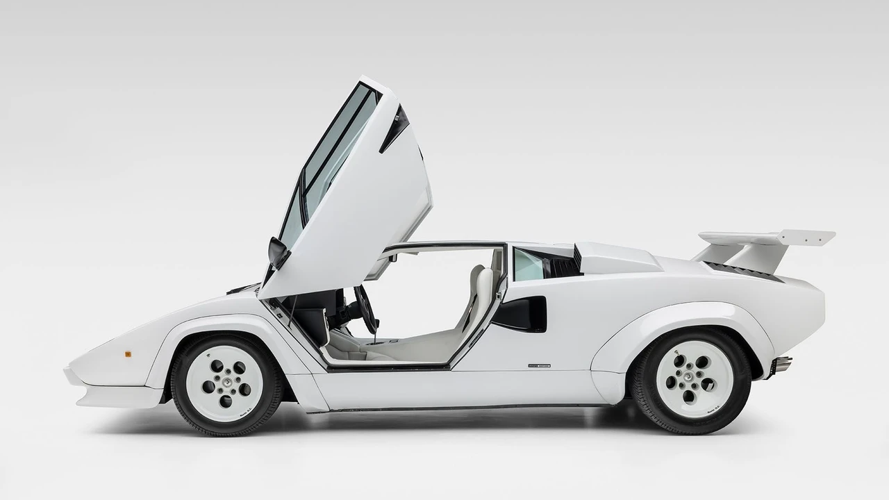 1987 Lamborghini Countach LP5000 Quattrovalvole - Image 24 of 31