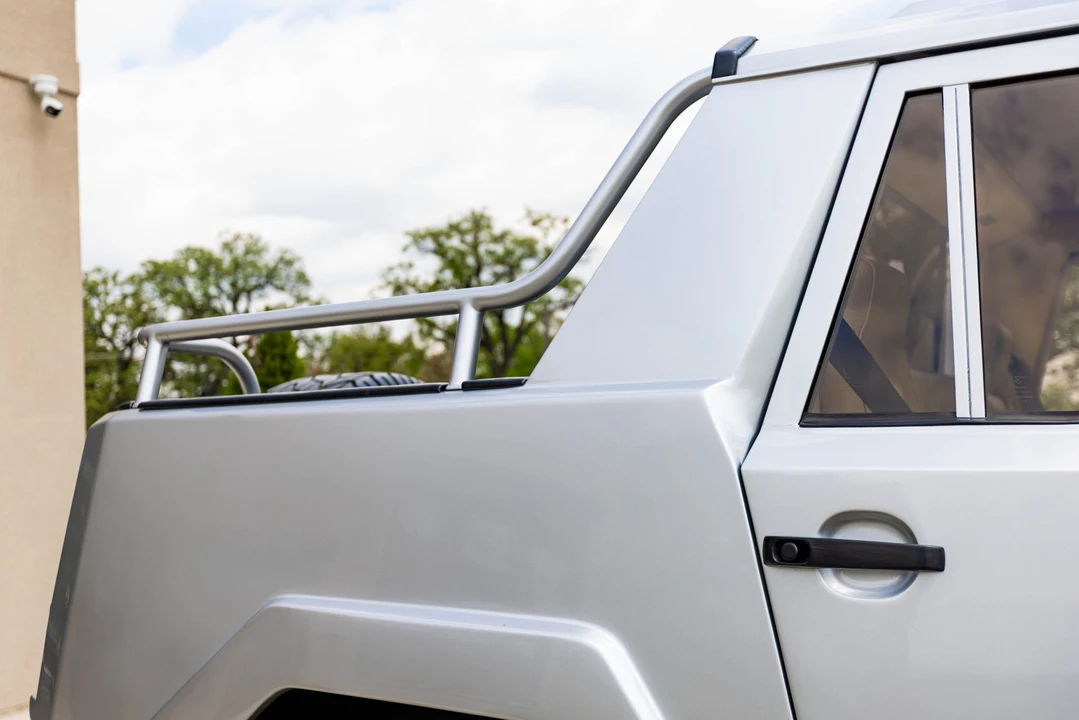 1987 Lamborghini LM002 - Image 31 of 31