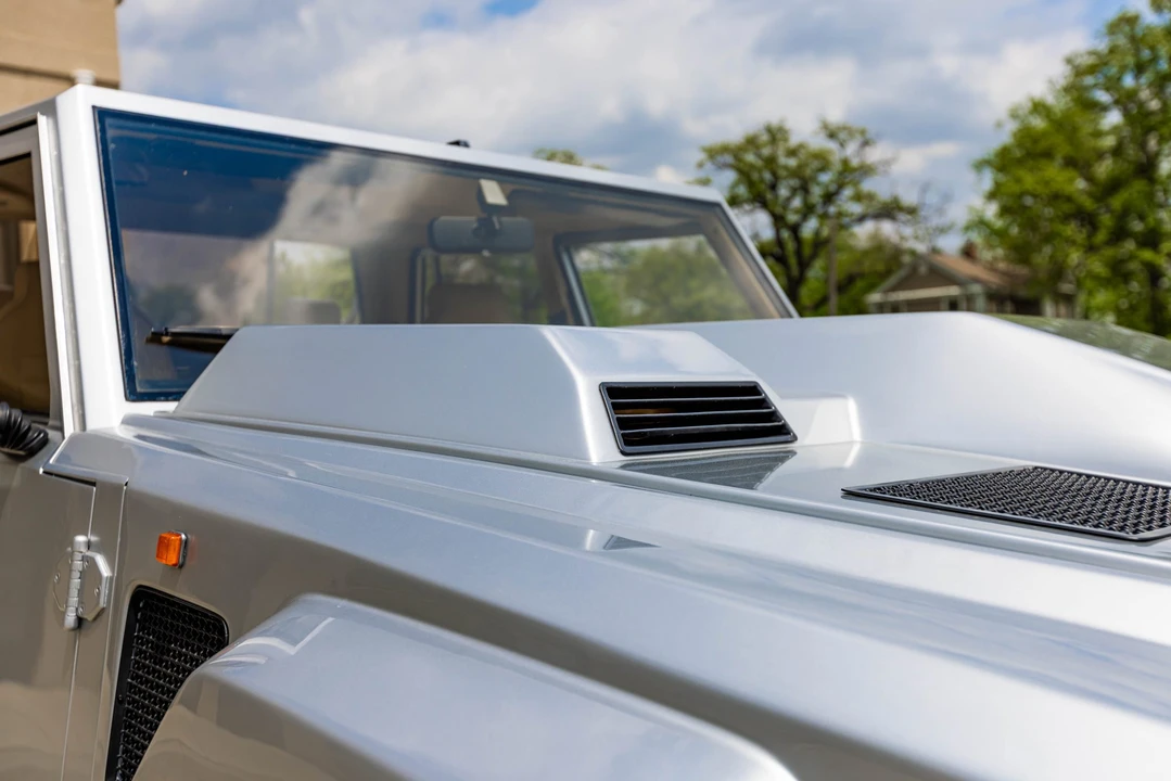 1987 Lamborghini LM002 - Image 27 of 31
