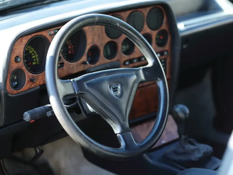 1987 Lancia - Image 10 of 14