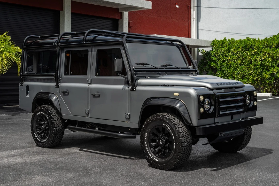 1987 Land Rover Defender 110 - Image 10 of 31