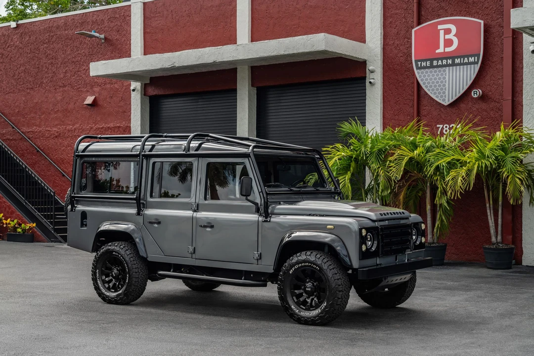 1987 Land Rover Defender 110 - Image 11 of 31