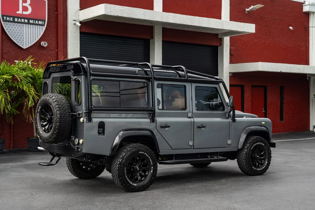 1987 Land Rover Defender 110 - Image 13 of 31