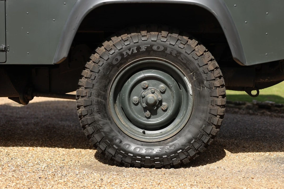 1987 Land Rover Defender 110 - Image 21 of 30