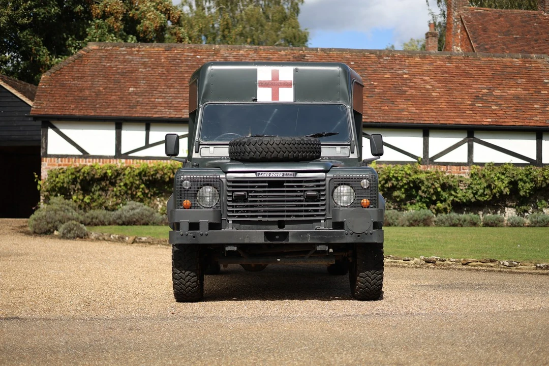 1987 Land Rover Defender 110 - Image 2 of 30