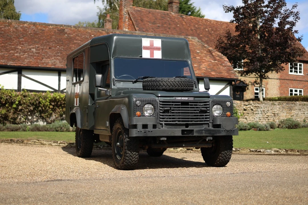1987 Land Rover Defender 110 - Image 11 of 30
